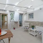 Apartamento Solemi *